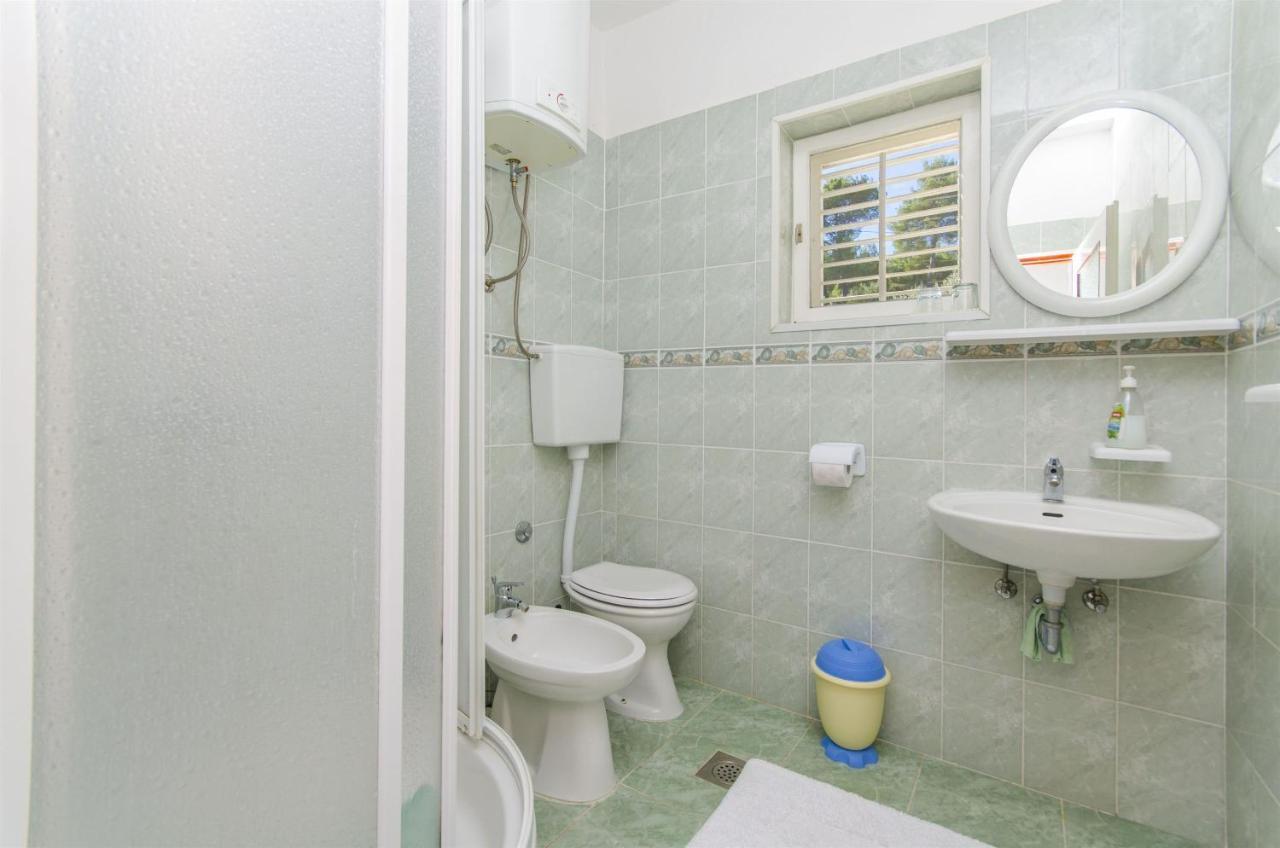 Apartments Dragica Слатине Экстерьер фото