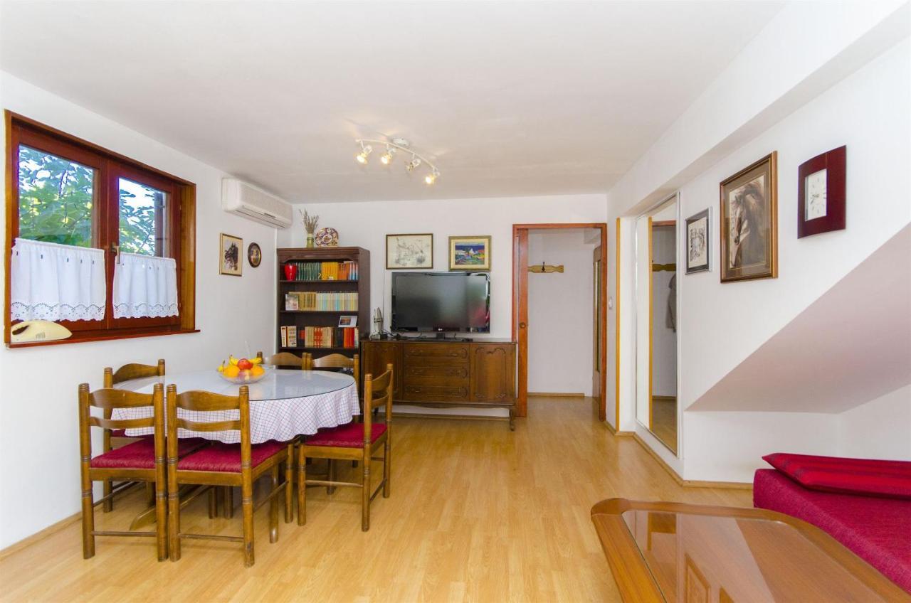 Apartments Dragica Слатине Экстерьер фото